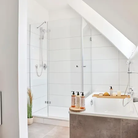 Schlossberg Residences - Xxl-design-apartment Mit Schlossblick Fuer Bis Zu 12 Personen Apartment *