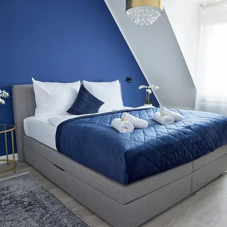 Schlossberg Residences - Xxl-design-apartment Mit Schlossblick Fuer Bis Zu 12 Personen